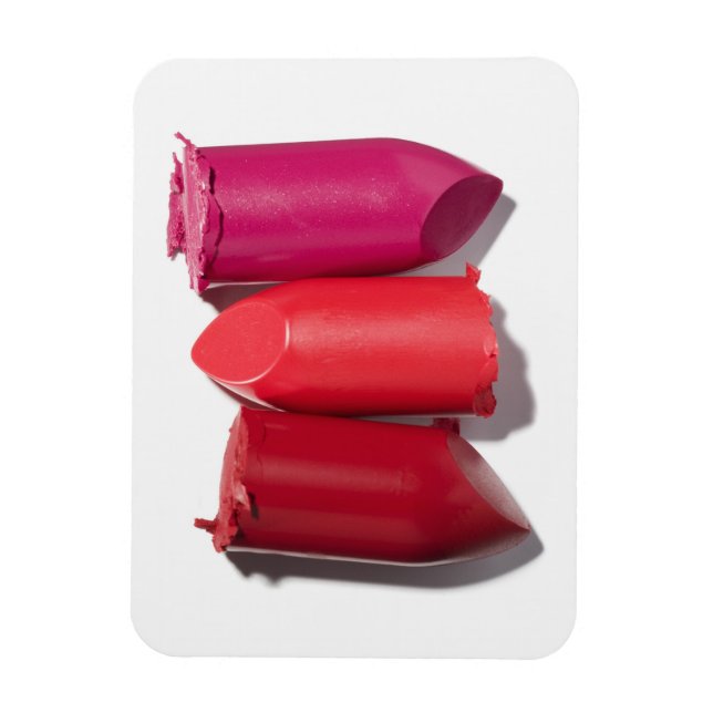 Stack of broken lipstick magnet (Vertical)