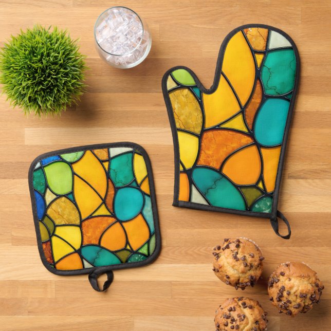 Stained glass art oven mitt & pot holder set (Top Down)
