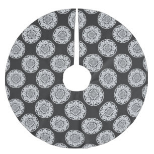 Star Mandala knitting black & white Brushed Polyester Tree Skirt