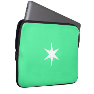 Star neon-green and white laptop sleeve