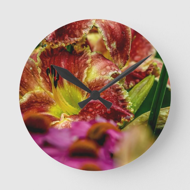 "Startle" Daylily  Round Clock (Front)