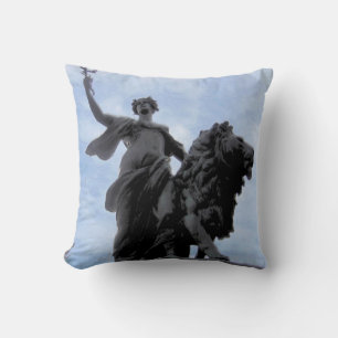 Statue Digital Oil Pillow