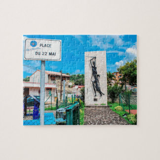 ✅ Statue Nèg Mawon in Martinique Jigsaw Puzzle