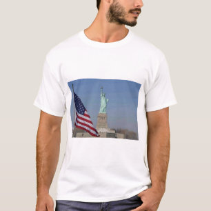 Statue of Liberty and American Flag Patriotic NYC T-Shirt