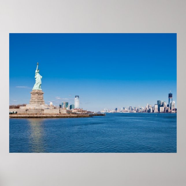 Statue of Liberty, Hudson River and Manhattan Poster (Front)