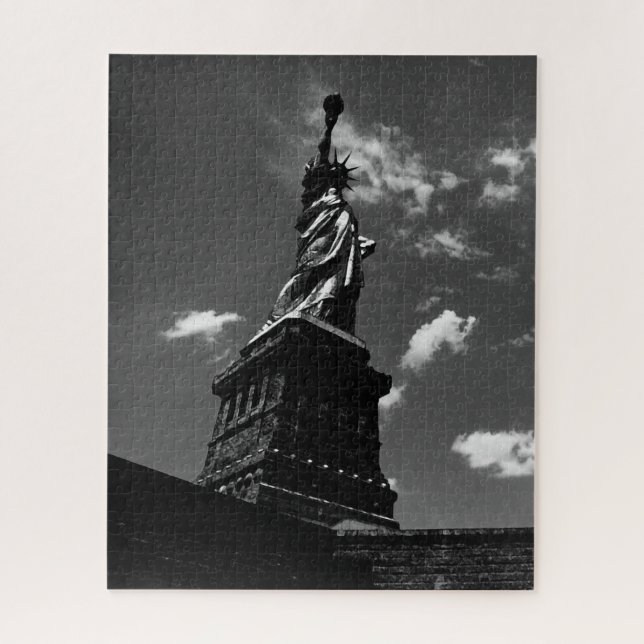 Statue of Liberty Jigsaw Puzzle (Vertical)