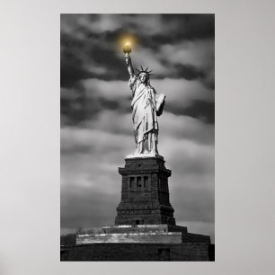STATUE of LIBERTY LIGHTS THE WAY Poster