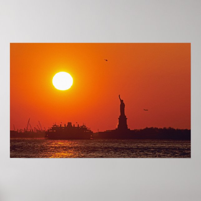 Statue of Liberty, New York Harbour, NY, USA, Poster (Front)
