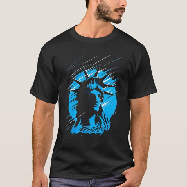 Statue Of Liberty Usa T-Shirt (Front)