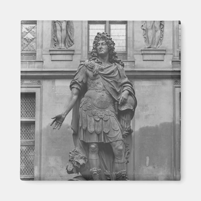 Statue of Louis XIV Magnet (Front)
