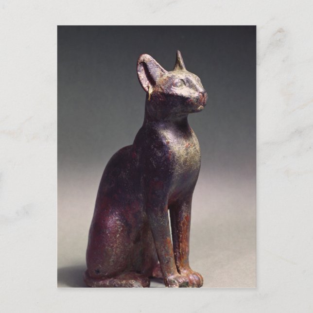 Statuette of a cat with gold earrings postcard (Front)