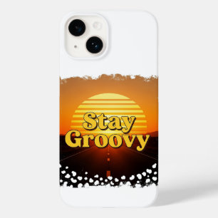 Stay Groovy – 70s Retro Sunset Typography T-Shirt Case-Mate iPhone 14 Case
