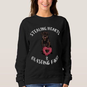 Stealing Heart Blasting Farts Giant Schnauzer Vale Sweatshirt
