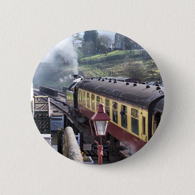 STEAM TRAINS 6 CM ROUND BADGE (Front)