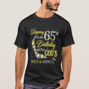 Stepping Into My 65th Birthday For Ladies Women T-Shirt