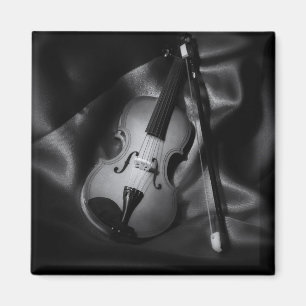 Still-life b&W image of a violin Magnet