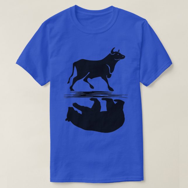 Stock Market Bull Bear Investing Trading Money Cas T-Shirt (Design Front)