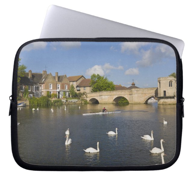 Stone arched bridge and River Ouse, St Ives, Laptop Sleeve (Front)