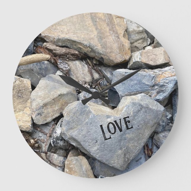 stone heart clock (Front)