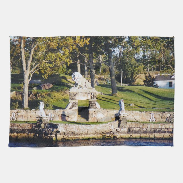 Stone Lion kitchen towel (Horizontal)
