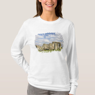 Stonehenge (circa 2500 BC), UNESCO World 2 T-Shirt