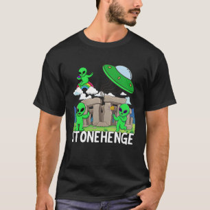 Stonehenge England Souvenir  Aliens & Flying Sauce T-Shirt