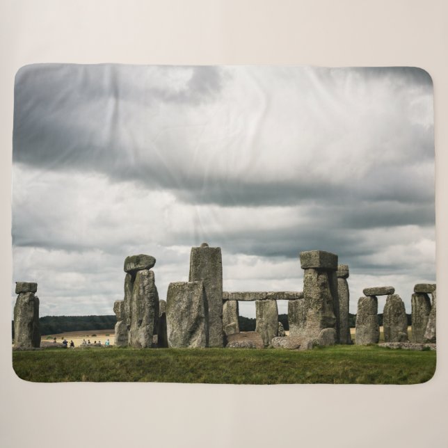 STONEHENGE SHERPA BLANKET (Front (Horizontal))