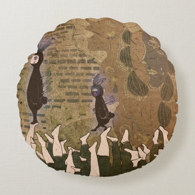 Stopping the footsteps 2012 round cushion (Front)