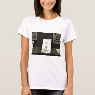 Stratford-upon-Avon Shakespeare's Artifacts2 jGib T-Shirt