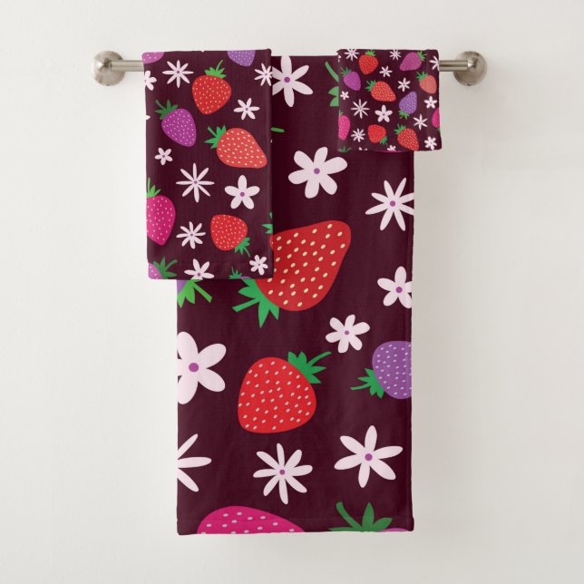 Strawberries and White Flowers Pattern  Bath Towel Set (Insitu)