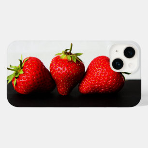 Strawberries On White Over Black iphcna Case-Mate iPhone 14 Case