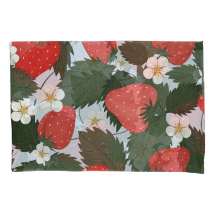 Strawberries: summer fruit pattern design. pillowcase
