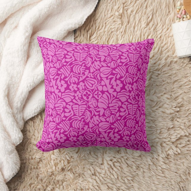 Strawberry Fantasy in pink Cushion (Blanket)