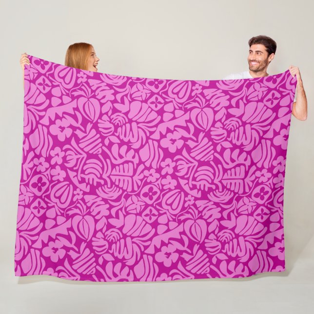 Strawberry Fantasy in pink Fleece Blanket (In Situ)