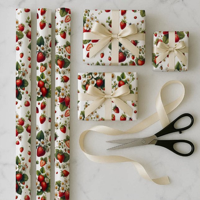 Strawberry Floral Wrapping Paper Bundle Set (Strawberry Floral Wrapping Paper Bundle Set)
