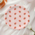 Strawberry Girls Birthday |  Paper Plate<br><div class="desc">This customisable paper plate design features a beautiful spring and summer themed strawberry background.</div>