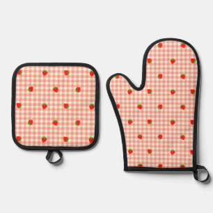 strawberry gum check oven mitt & pot holder set