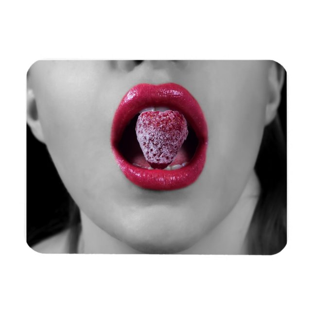 Strawberry lips magnet (Horizontal)
