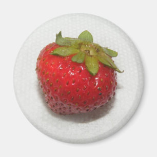 Strawberry Magnet