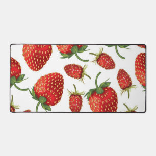 Strawberry pattern desk mat