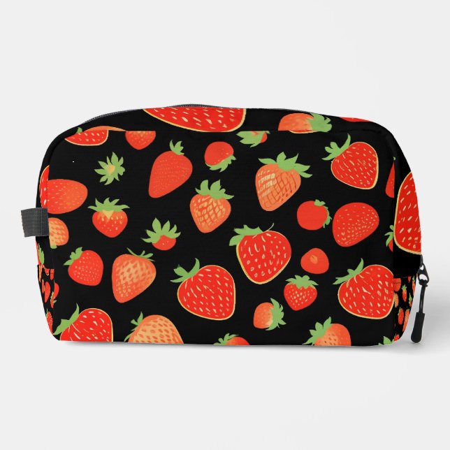 Strawberry patterns dopp kit (Front)