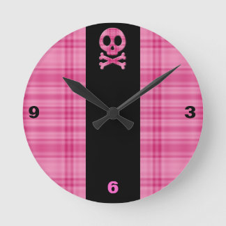 Strawberry Plaid Skull Round Clock
