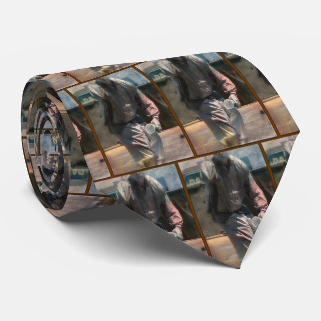Street Entertainer Neck Tie (Rolled)