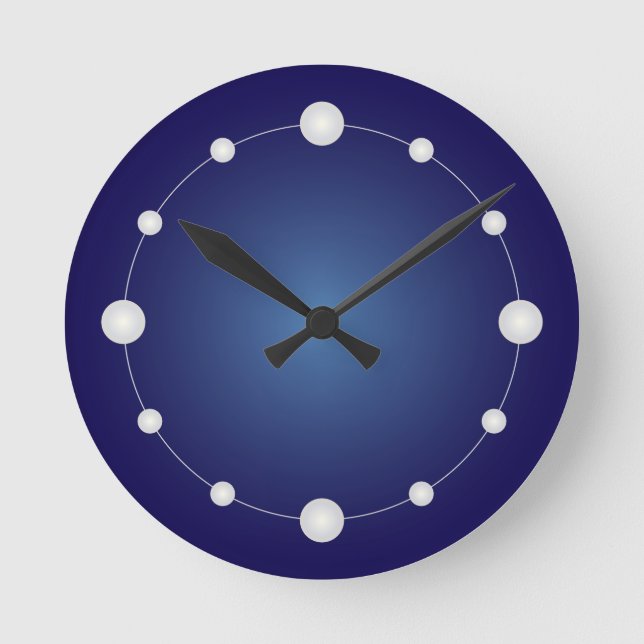 string of pearls round clock (Front)