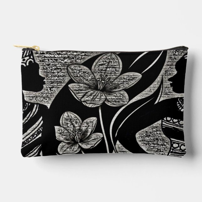 Studio 16 Bag (Front)
