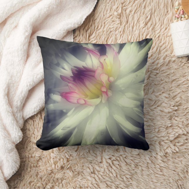 Stunning Dahlia Flower Cushion (Blanket)
