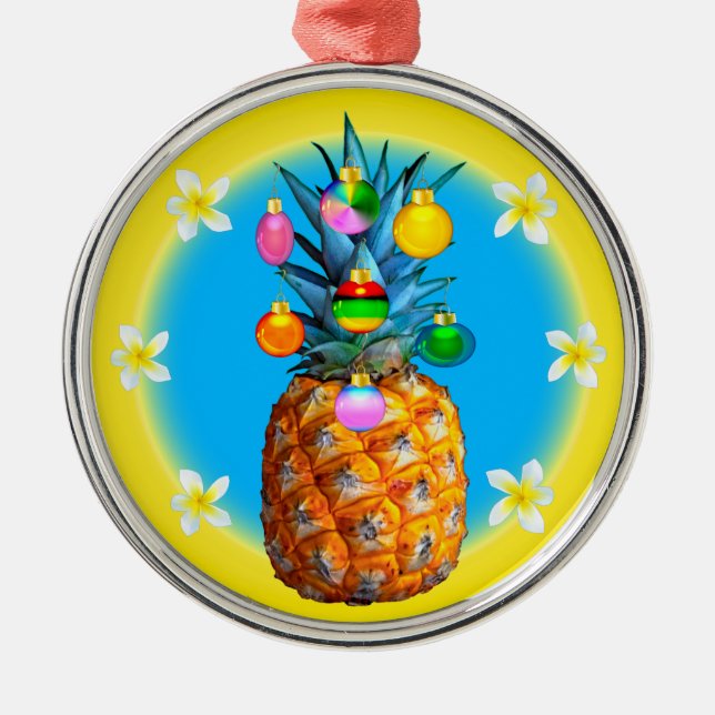 Stunning Pineapple Christmas Ornament (Front)