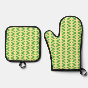 Stunning Spirulina Oven Mitt & Pot Holder Set