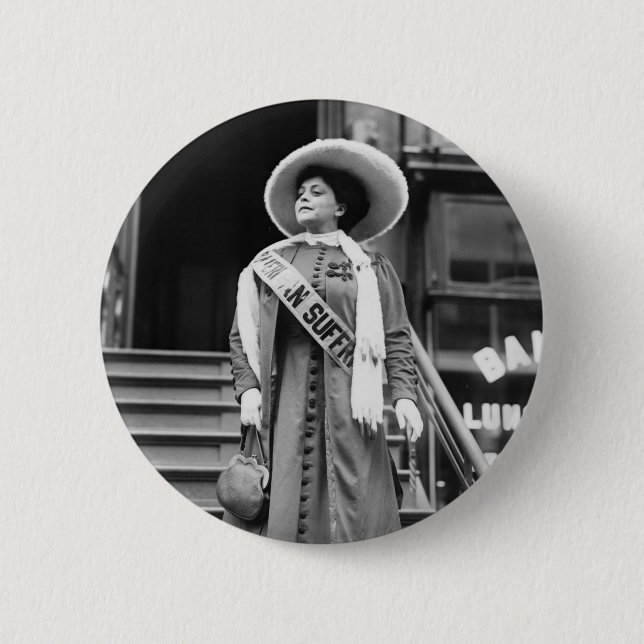 Stylin' Suffragette, 1908 6 Cm Round Badge (Front)