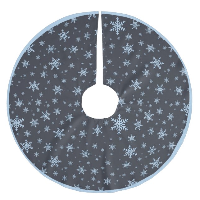 Stylish Blue White Snowflake Pattern Brushed Polyester Tree Skirt (Front)